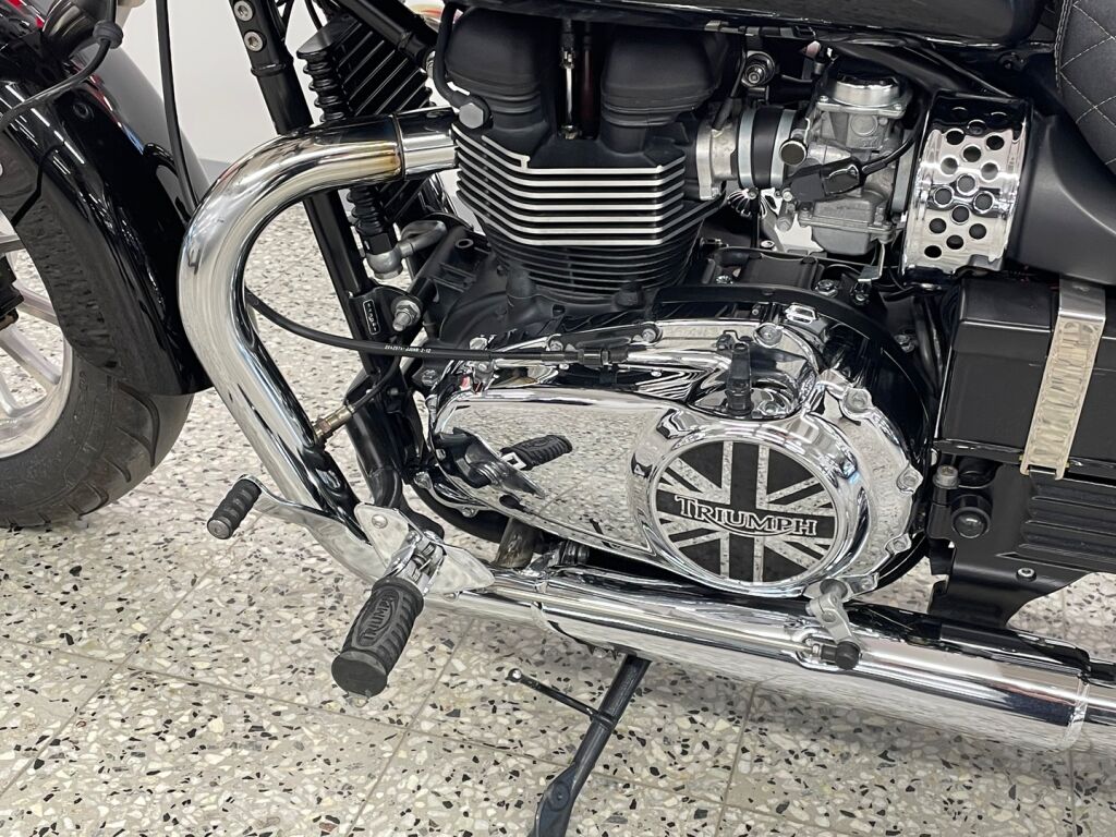 Triumph AMERICA 2013 