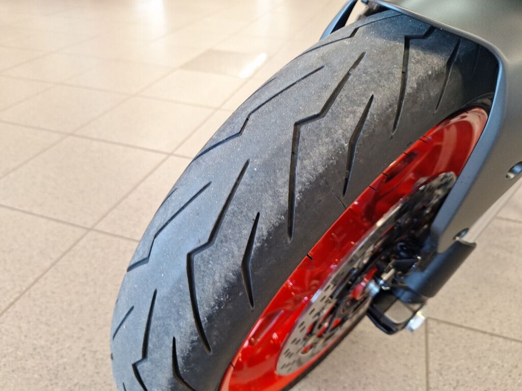 Ducati Monster 2021 