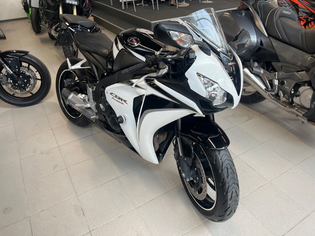 Honda CBR 2011 