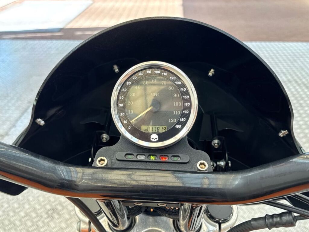 Harley-davidson Dyna Super Glide 2004 
