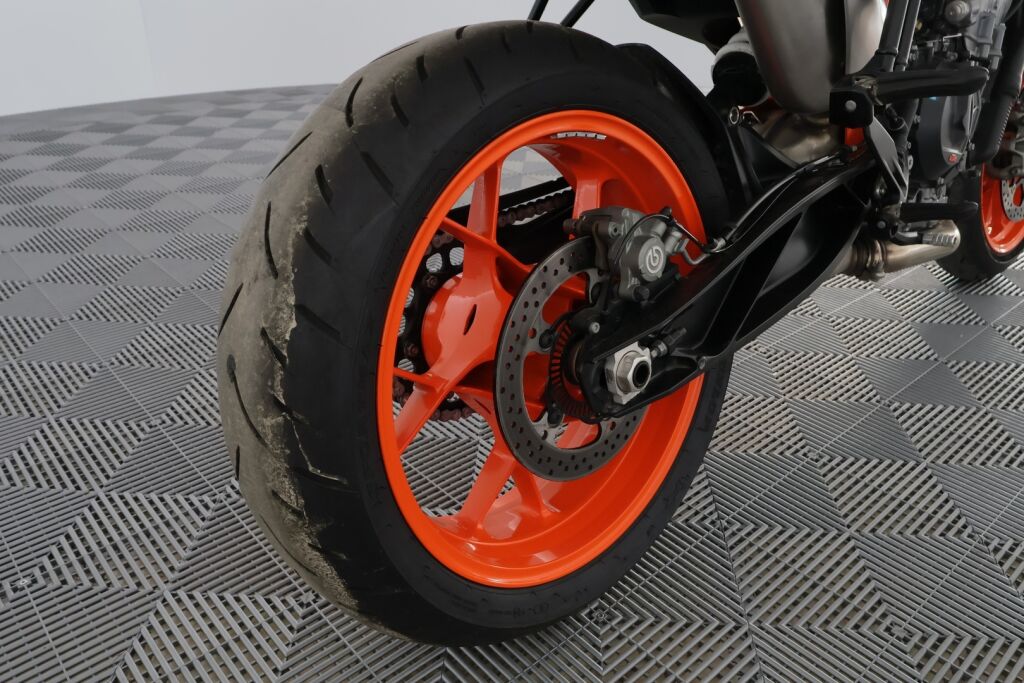 Ktm 890 2023 0