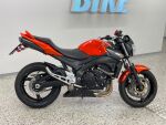 Suzuki GSR 2010 Oranssi