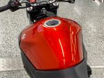 Suzuki GSR 2010 Oranssi