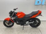 Suzuki GSR 2010 Oranssi