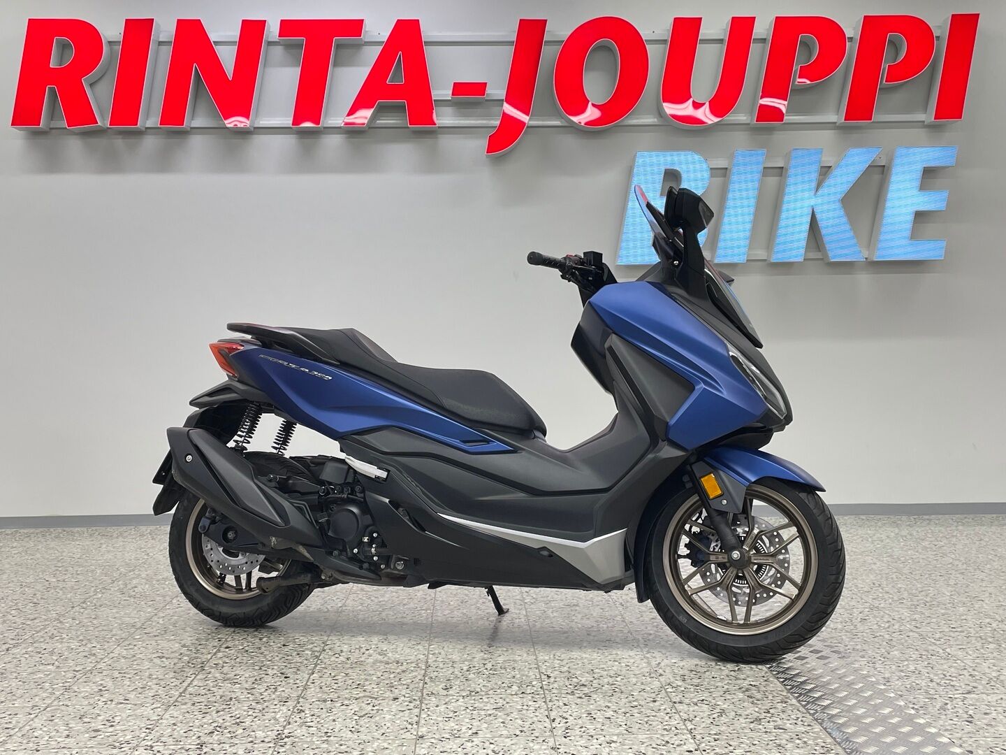 Honda FORZA