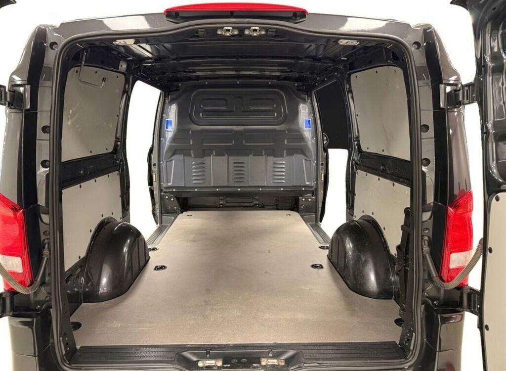 Mercedes-Benz Vito 2020 Grafiitinharmaa