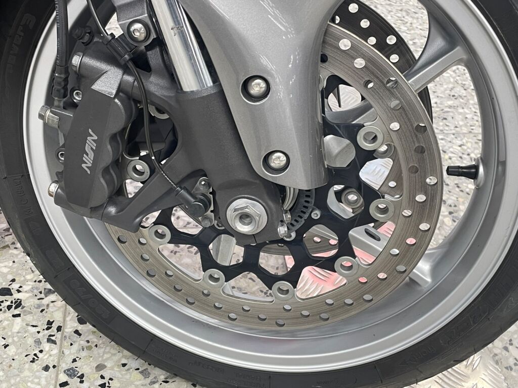 Honda VFR 2011 Hopea