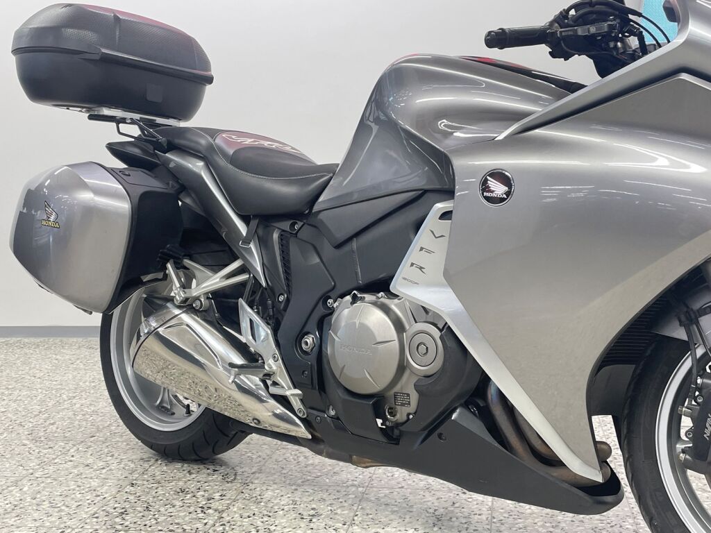 Honda VFR 2011 Hopea