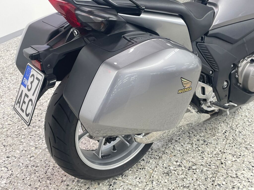 Honda VFR 2011 Hopea