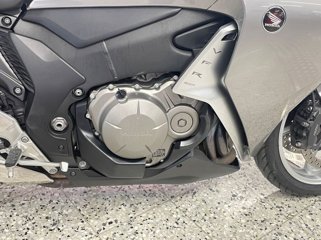 Honda VFR 2011 Hopea