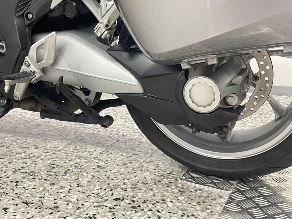 Honda VFR 2011 Hopea