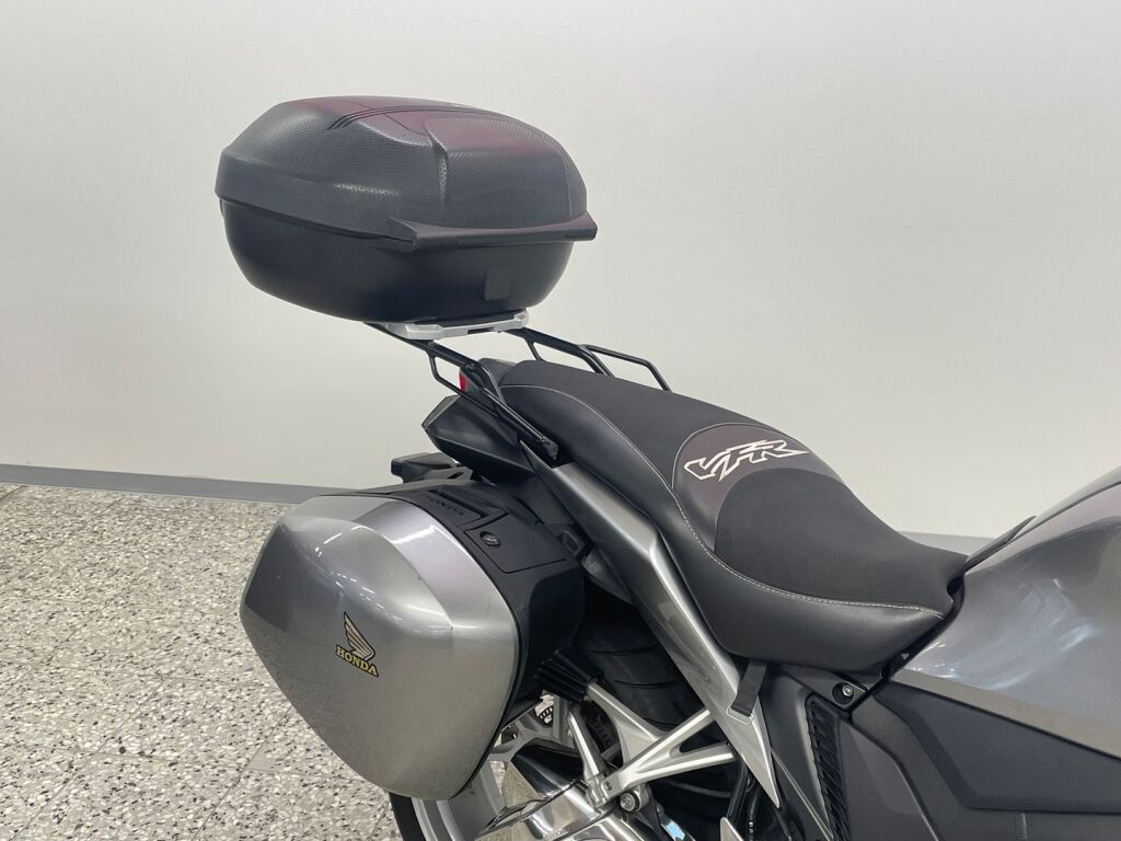 Honda VFR 2011 Hopea