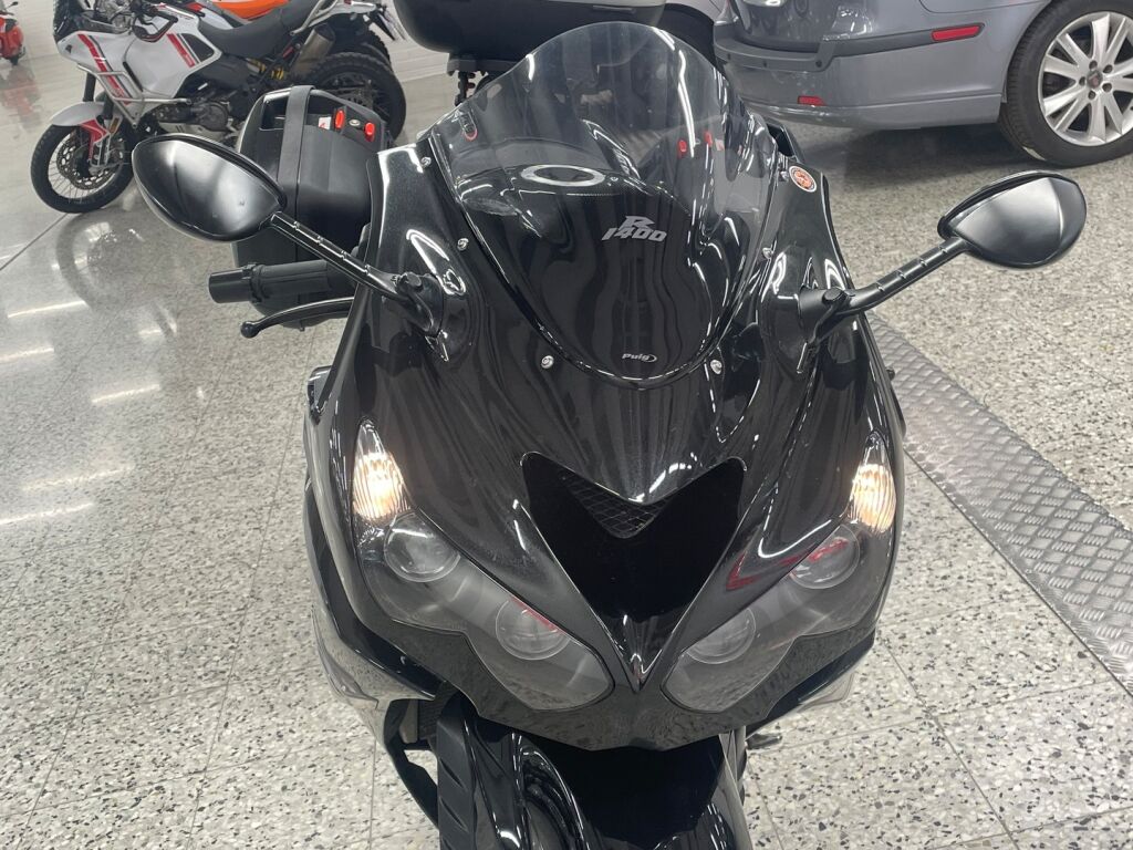 Kawasaki ZZR 2012 0
