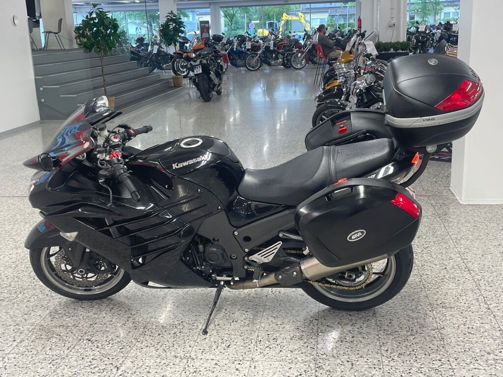 Kawasaki ZZR 2012 0