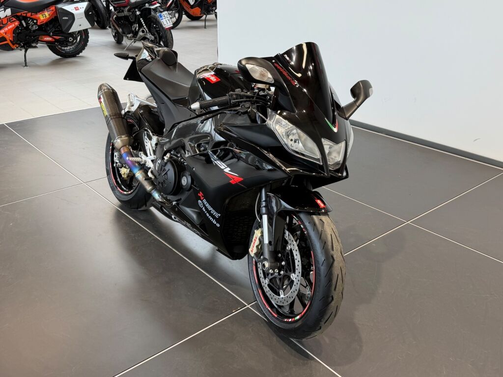 Aprilia RSV4 2010 