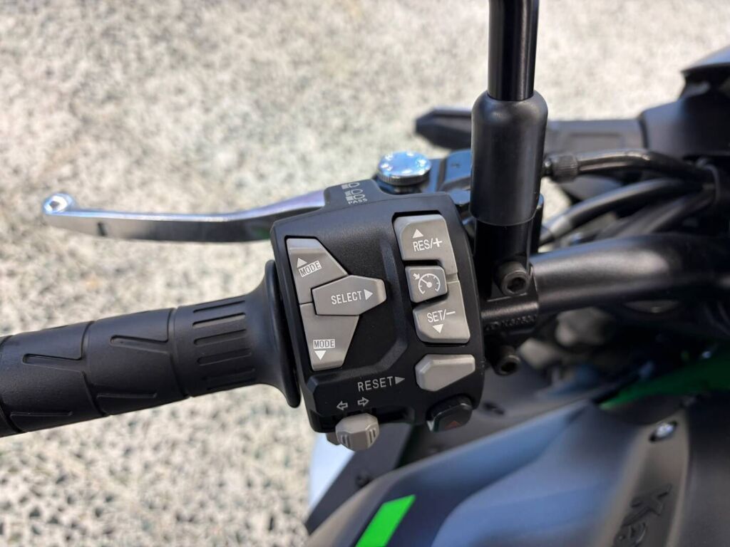 Kawasaki Z 2025 