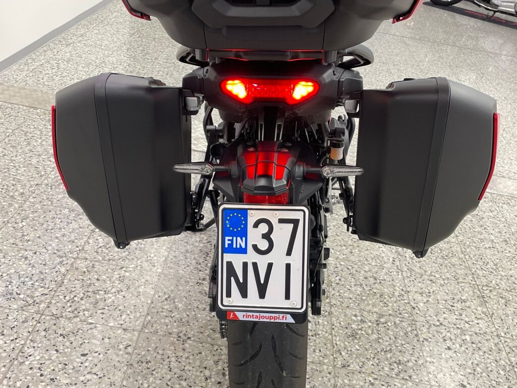 Yamaha TRACER 2022 
