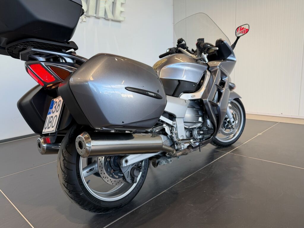 Yamaha FJR 2004 