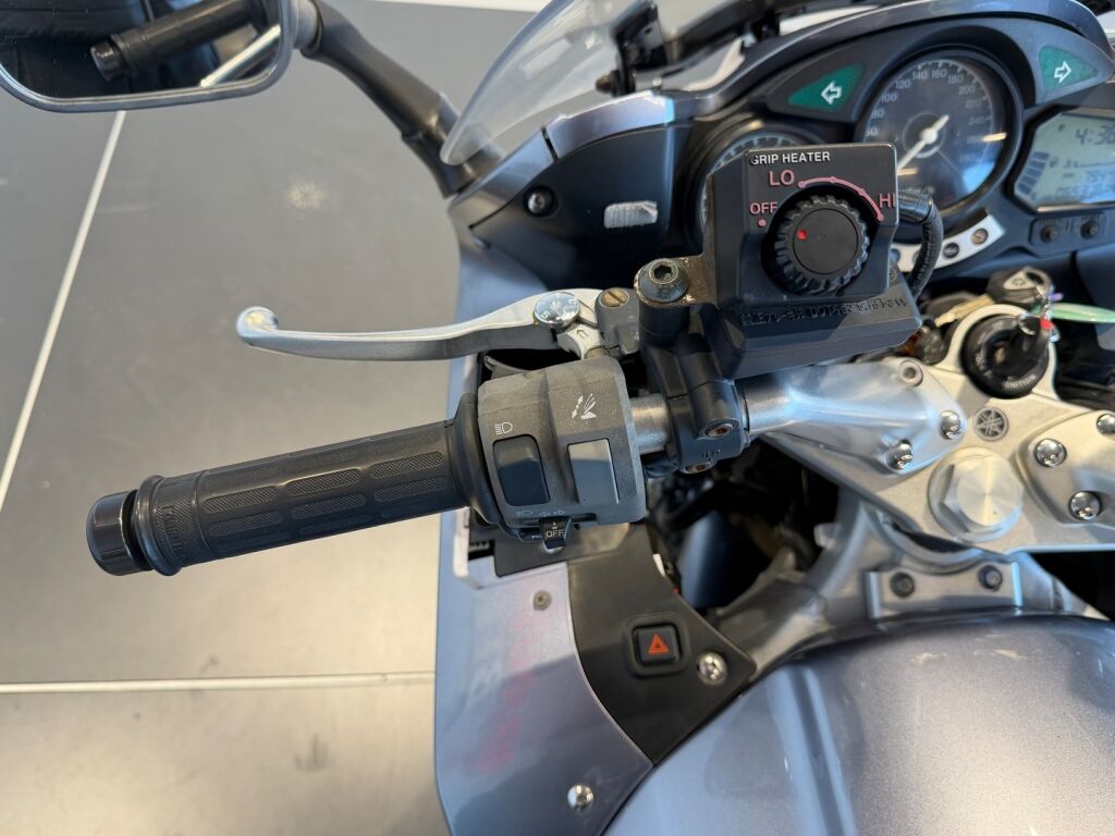 Yamaha FJR 2004 