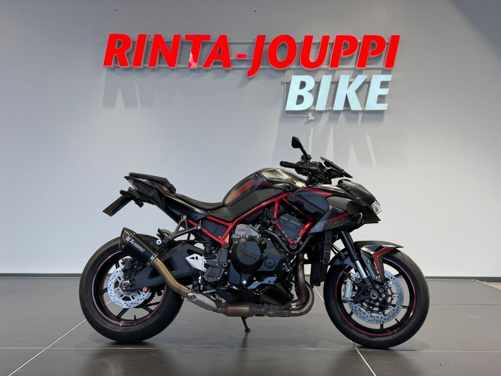 Kawasaki Z 2020 Musta
