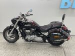 Suzuki INTRUDER 2010 Musta