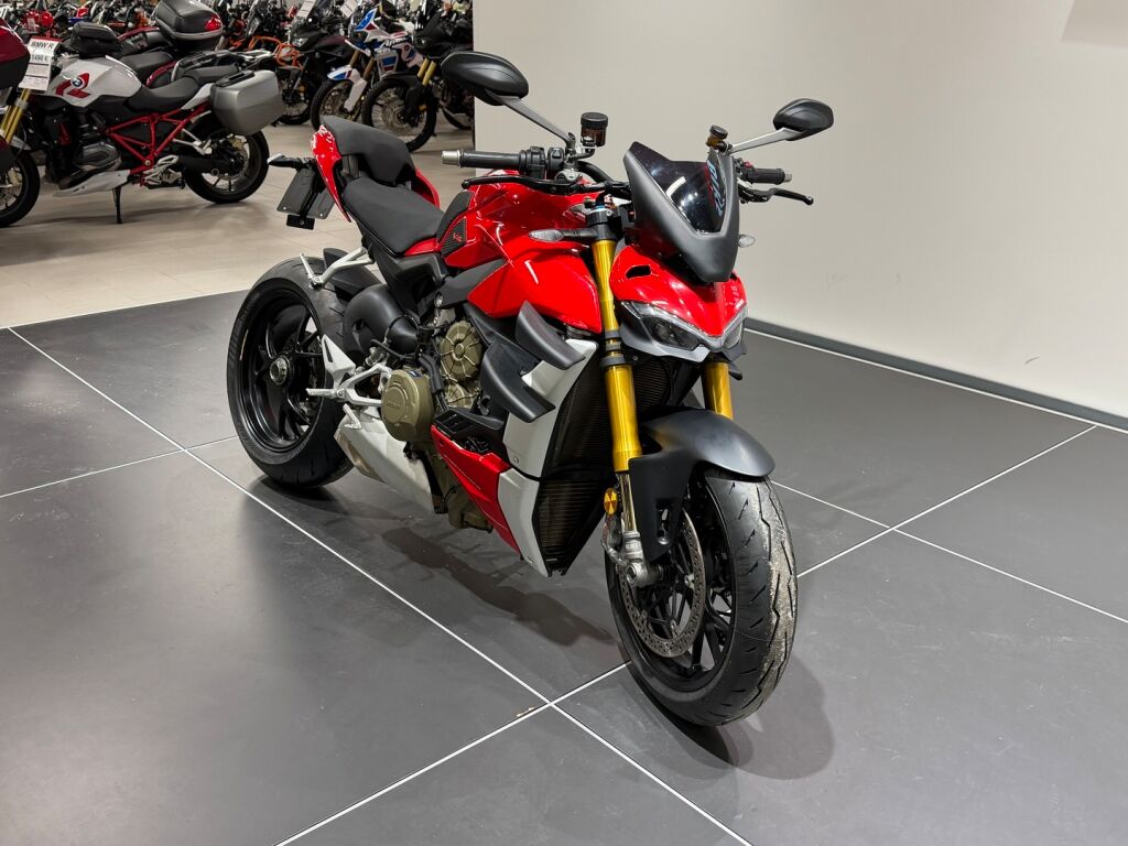 Ducati STREETFIGHTER 2022 Punainen