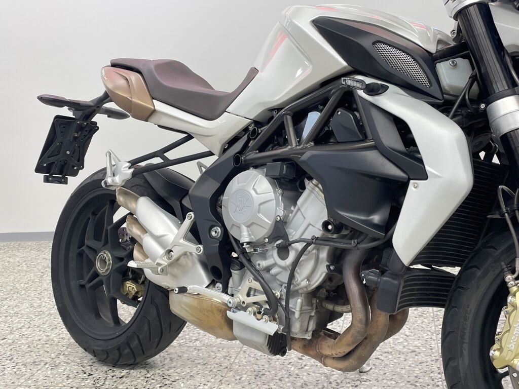Mv agusta BRUTALE 2014 