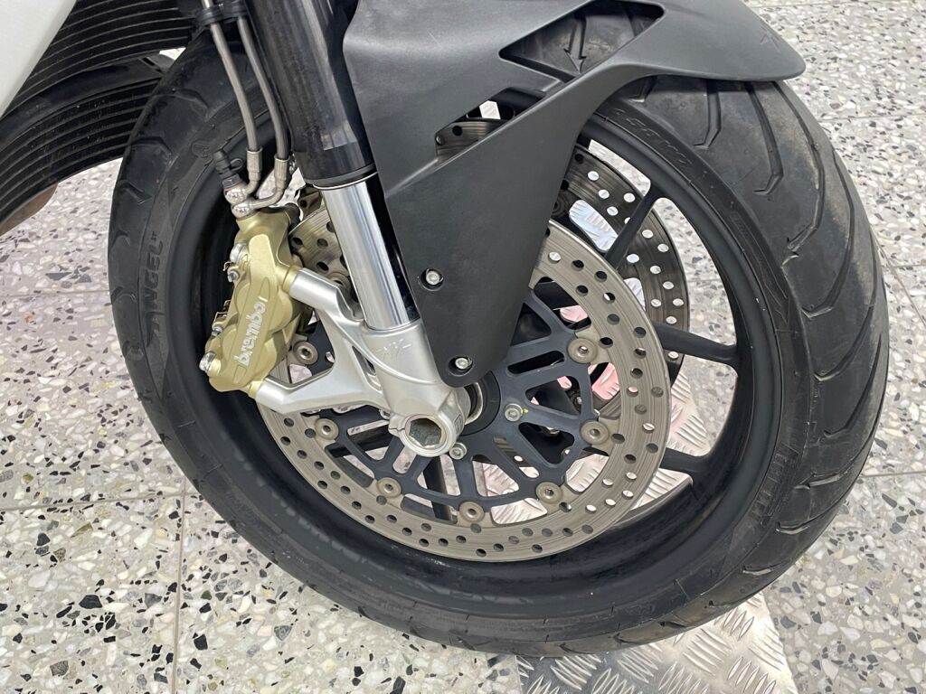 Mv agusta BRUTALE 2014 