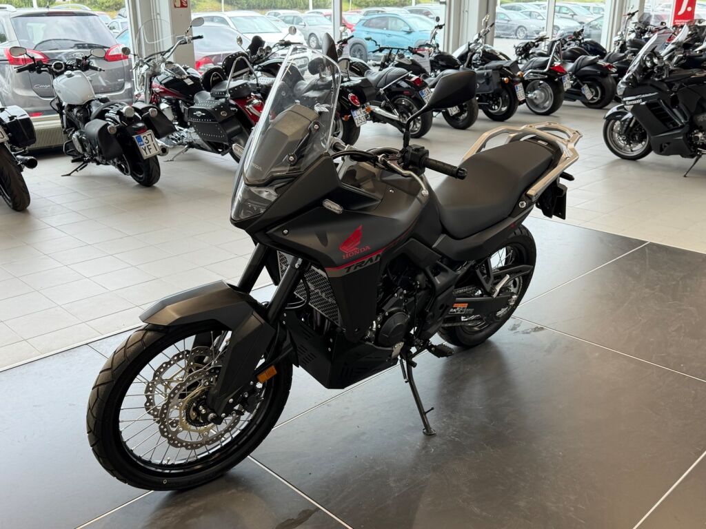 Honda XL 2025 