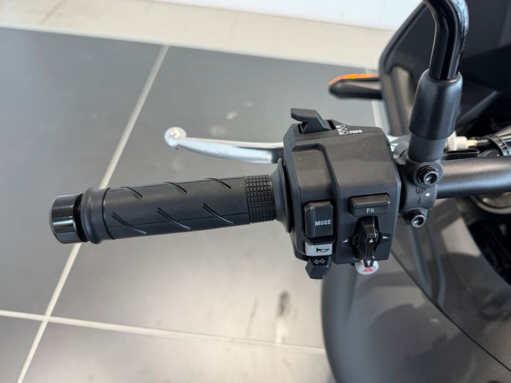 Honda XL 2025 