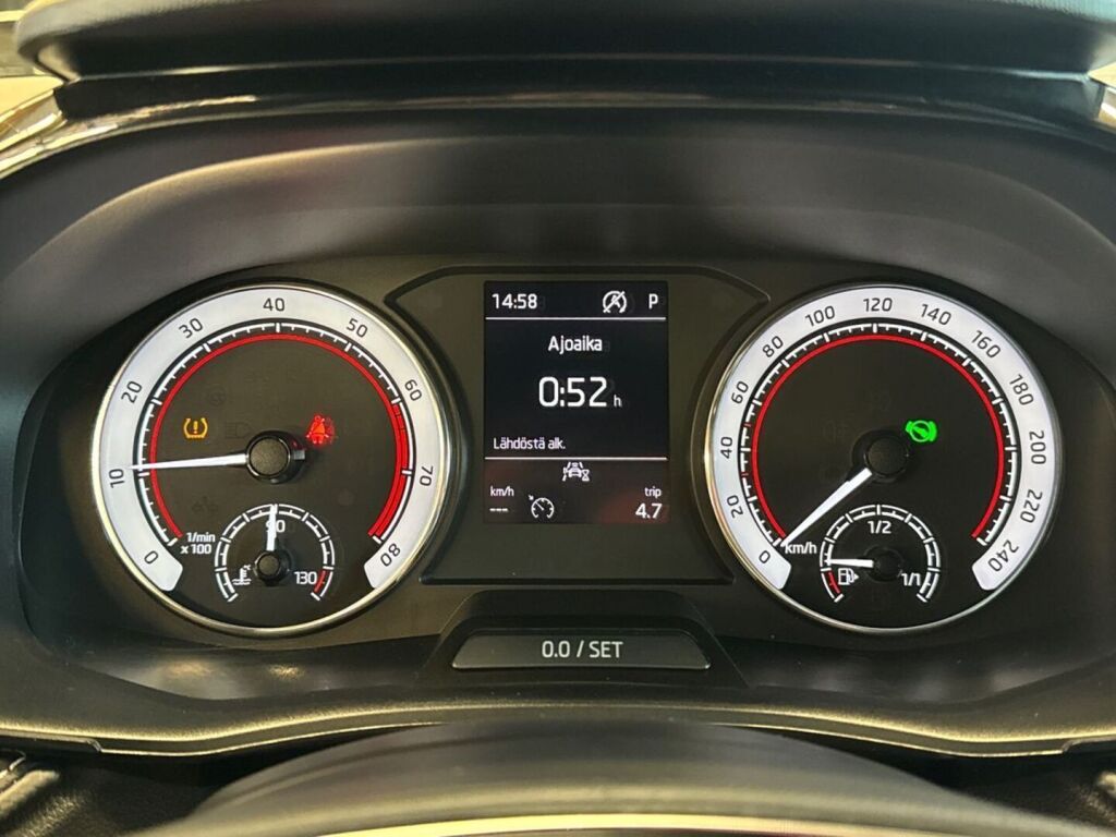 Skoda Fabia 2023 Harmaa