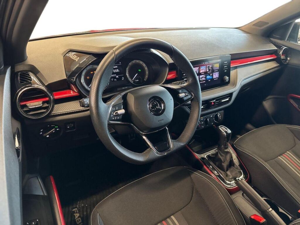 Skoda Fabia 2023 Harmaa