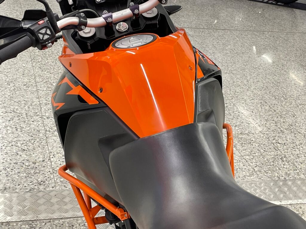 Ktm 1090 2017 