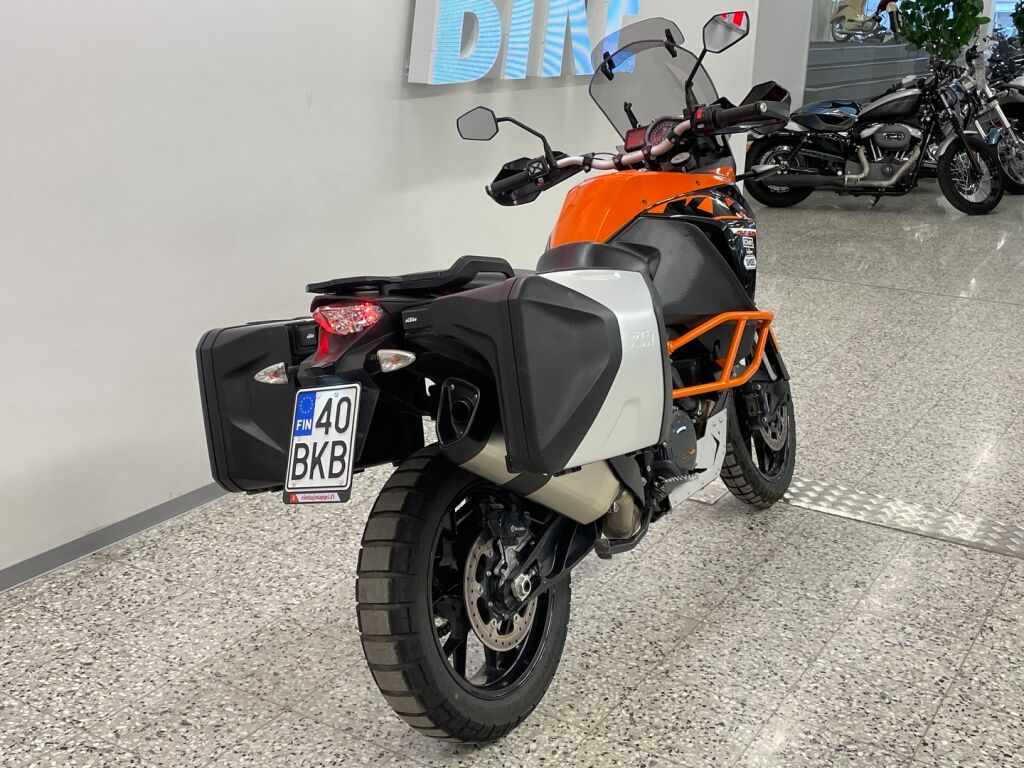 Ktm 1090 2017 