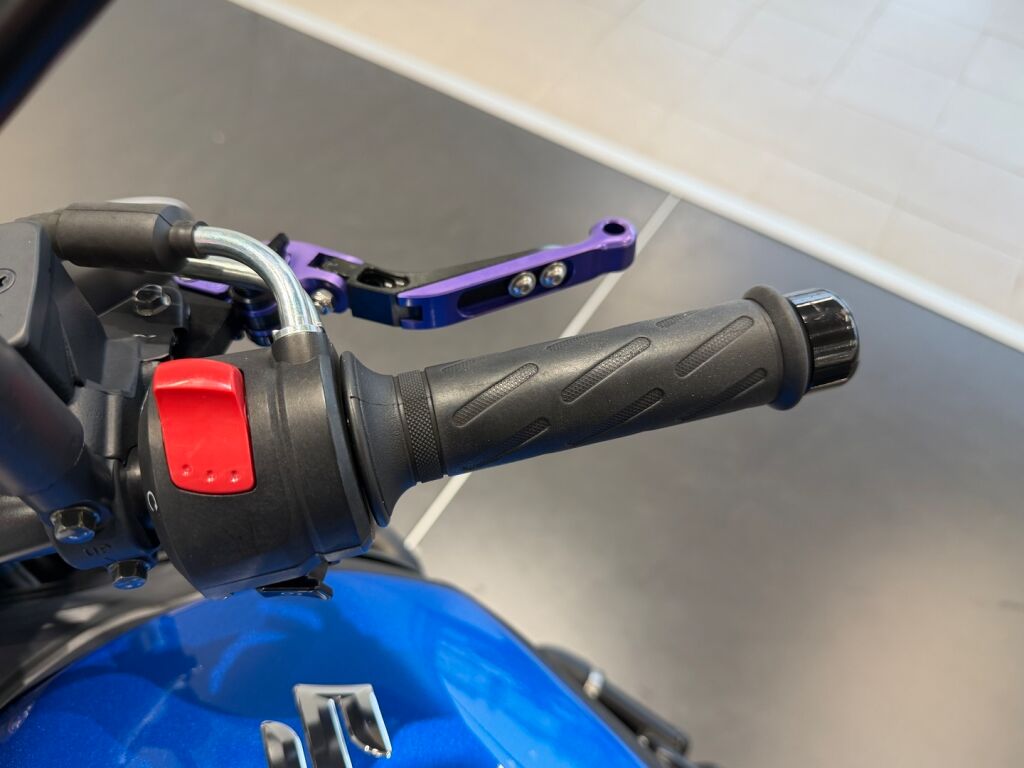 Suzuki SV 2016 
