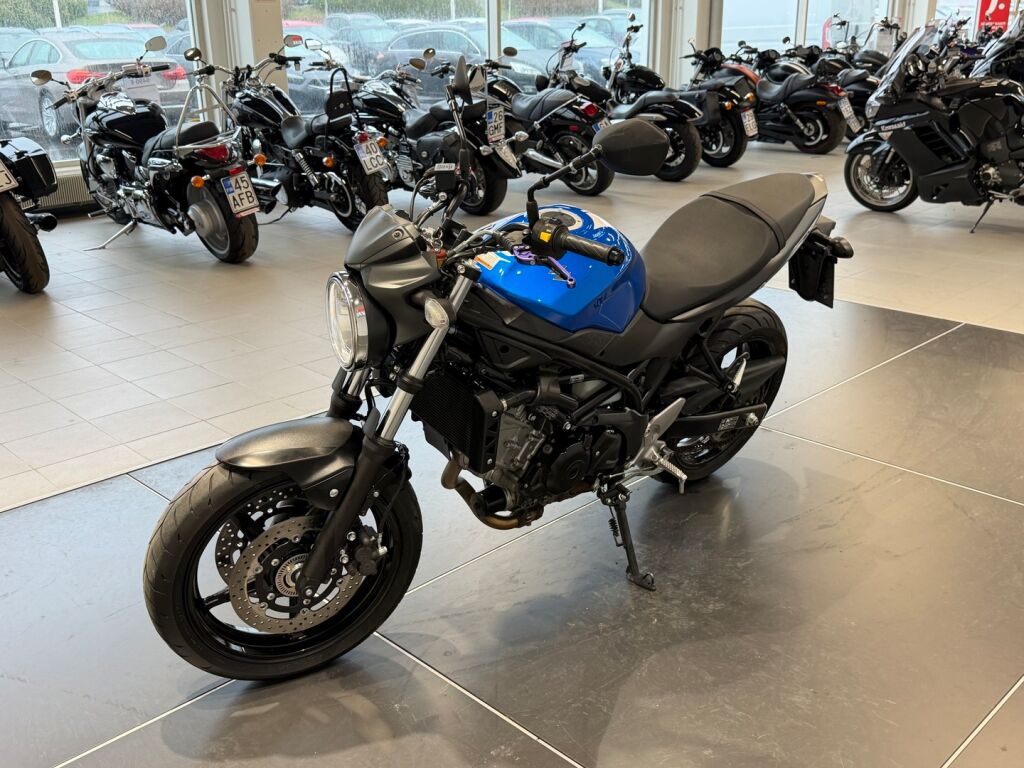 Suzuki SV 2016 