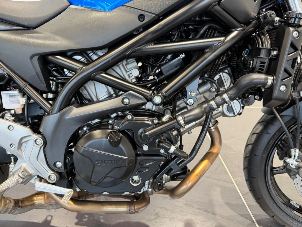 Suzuki SV 2016 