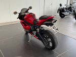 Triumph Daytona 2007 Punainen