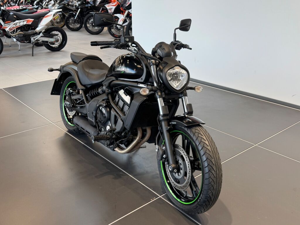 Kawasaki VULCAN 2016 