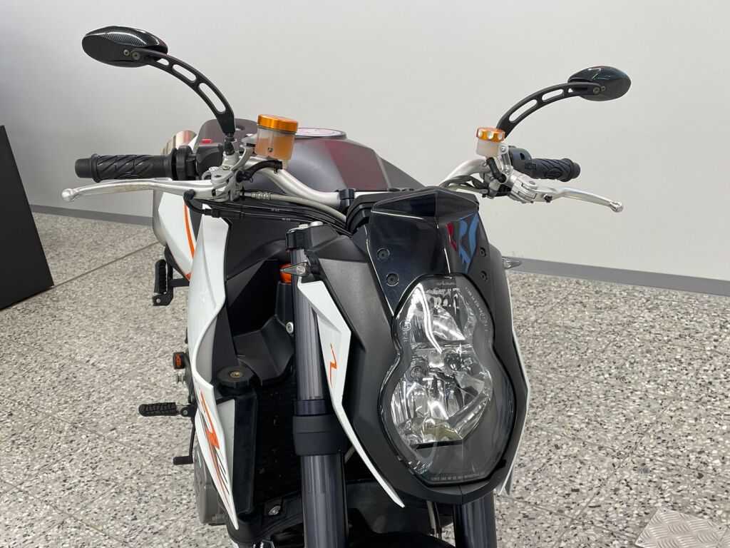 Ktm 990 2013 