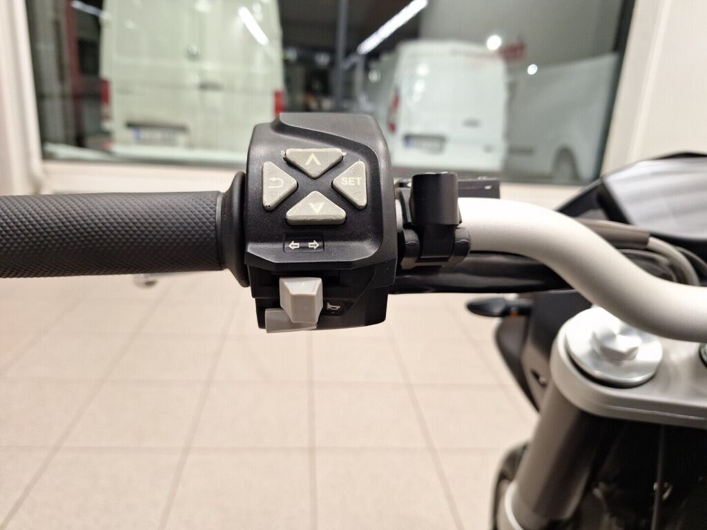 Ktm 690 2018 Valkoinen