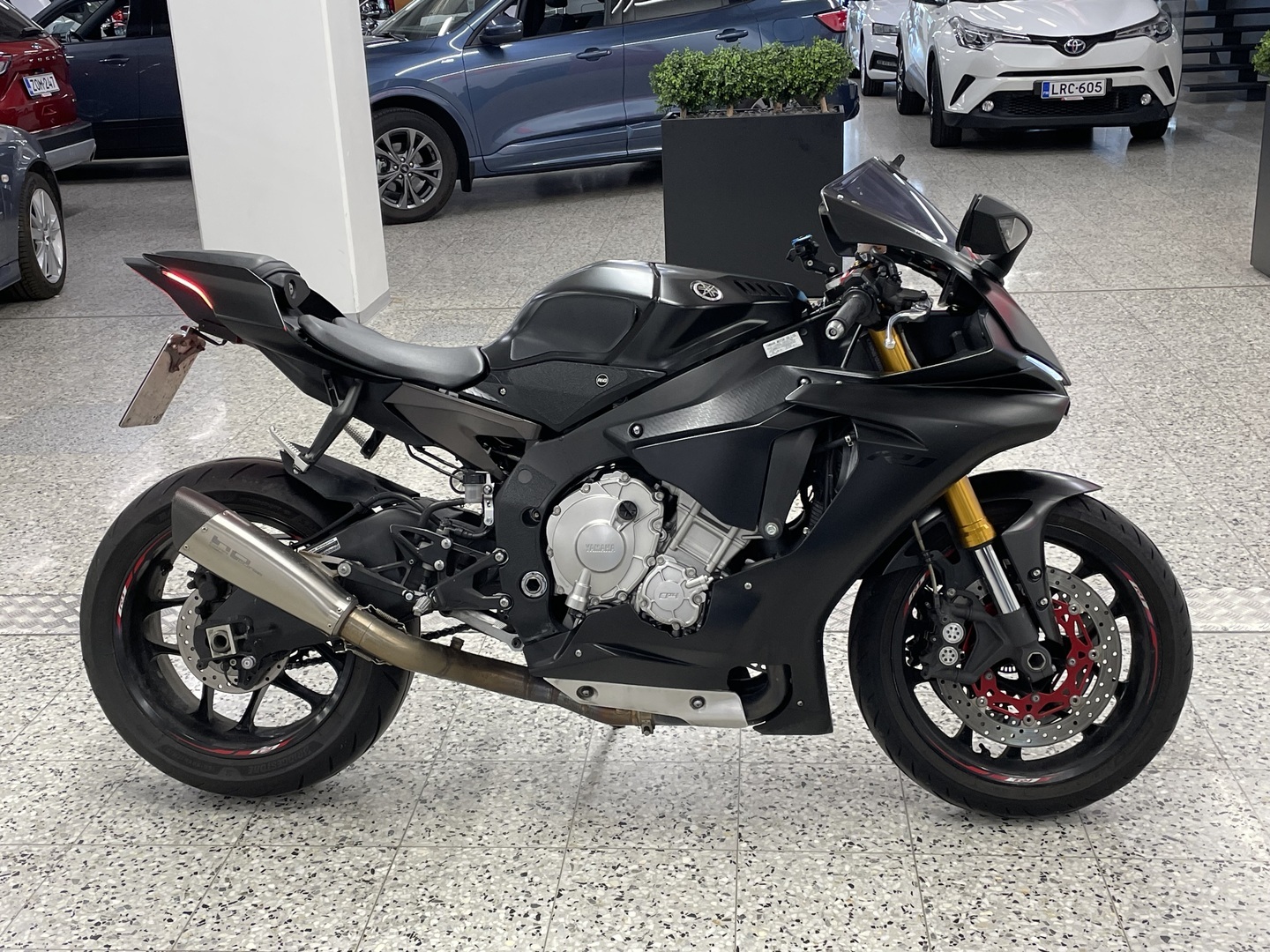 Yamaha YZF-R1