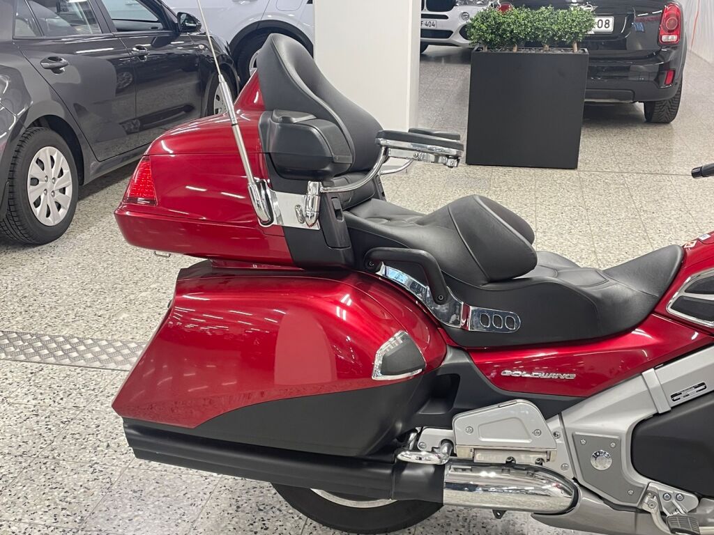 Honda GL 2018 
