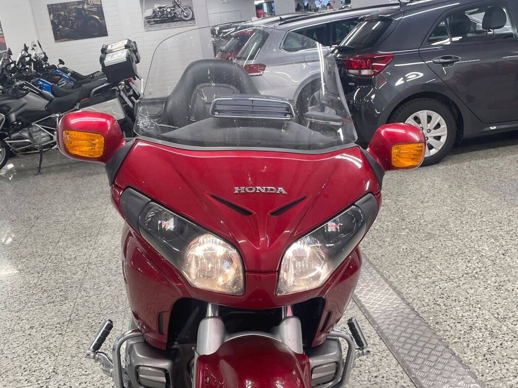 Honda GL 2018 