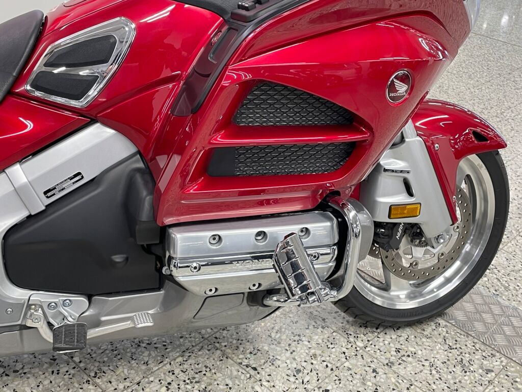 Honda GL 2018 