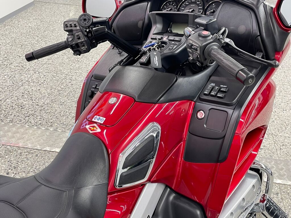 Honda GL 2018 