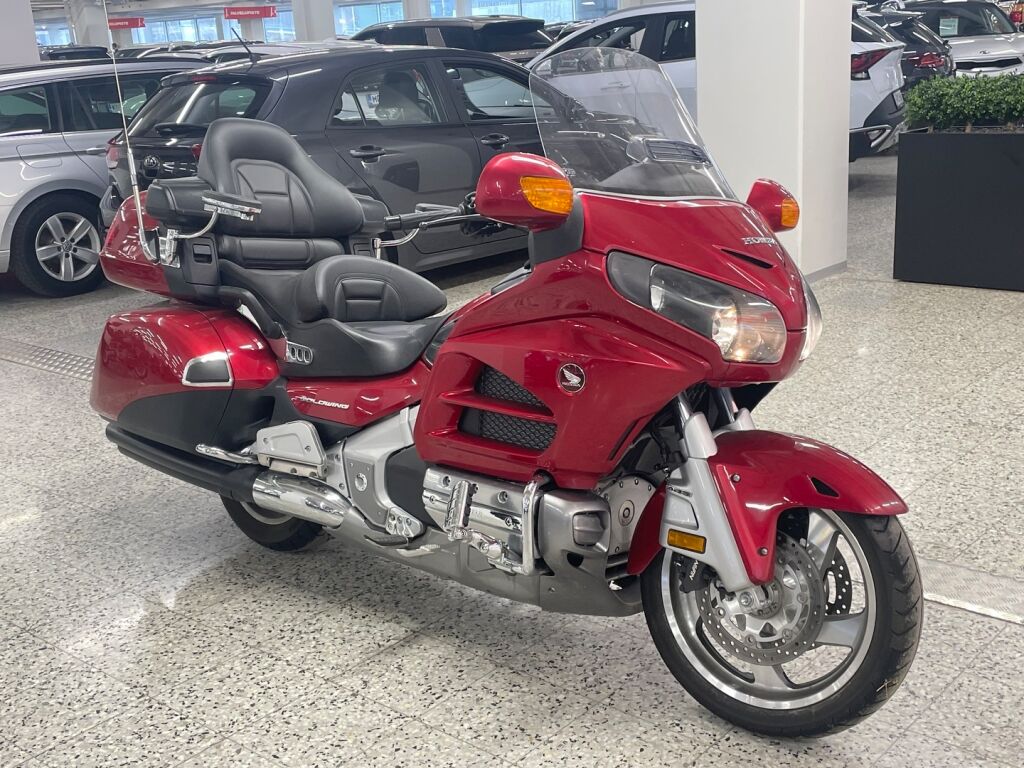 Honda GL 2018 