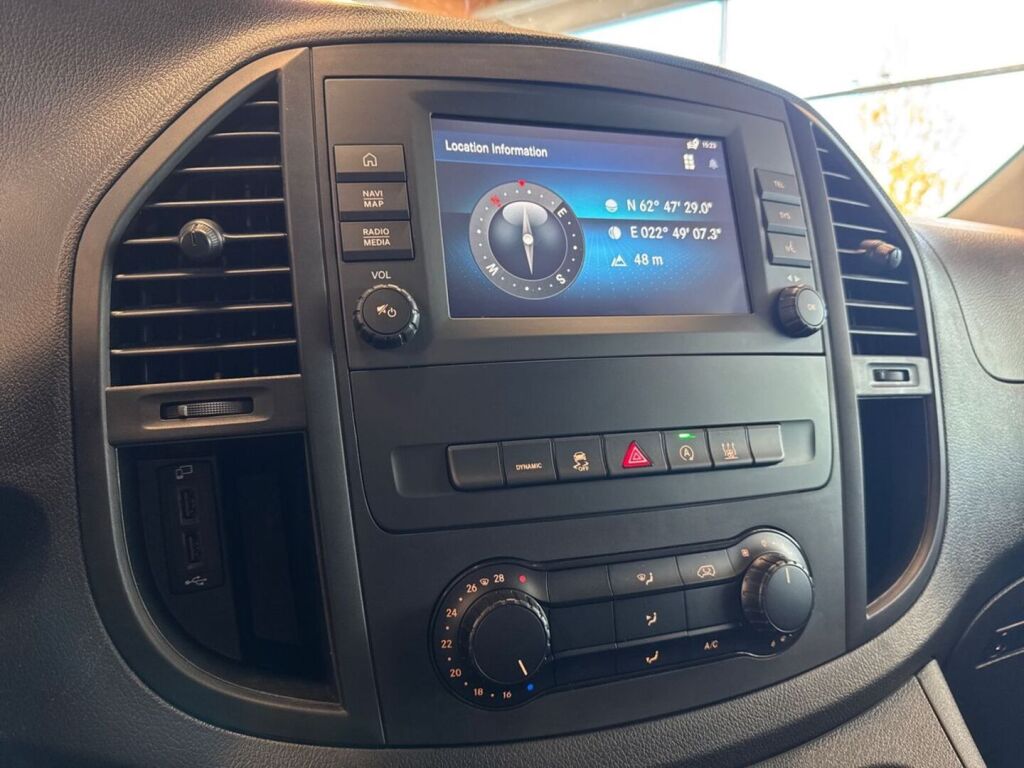 Mercedes-Benz Vito 2022 Valkoinen