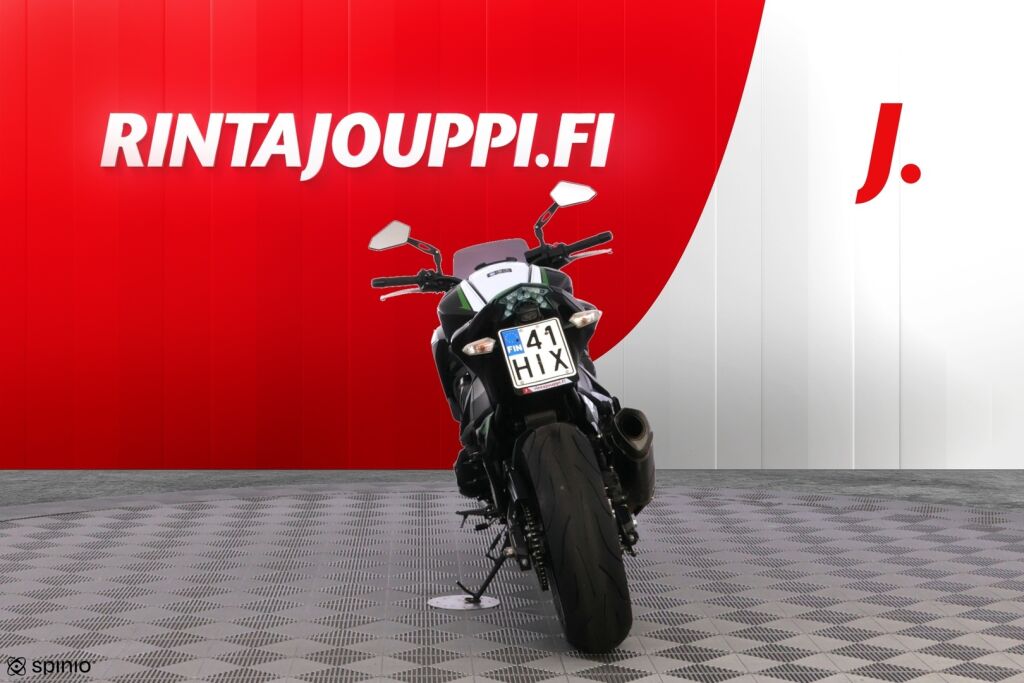 Kawasaki Z 2017 Musta