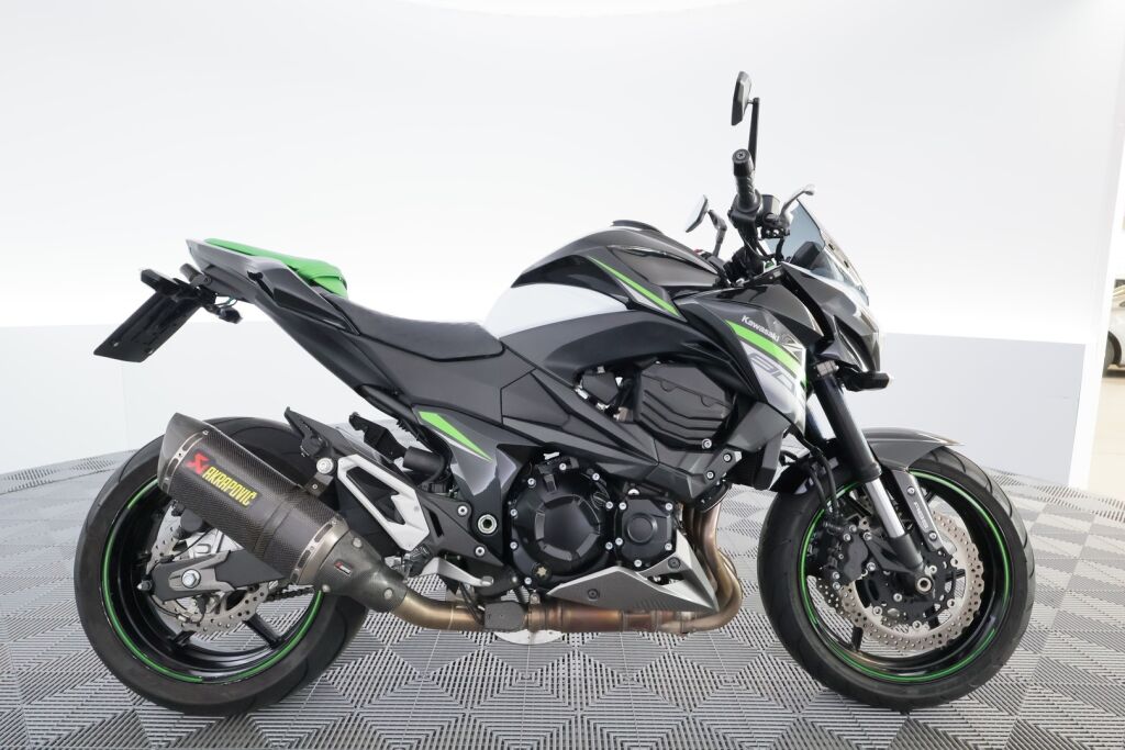 Kawasaki Z 2017 Musta